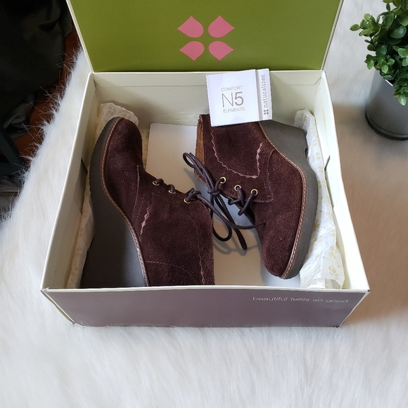 Naturalizer Kaitlyn Suede Boot - Picture 6 of 7